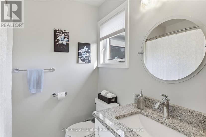 2318 Sumac Street — photo 16 of 40