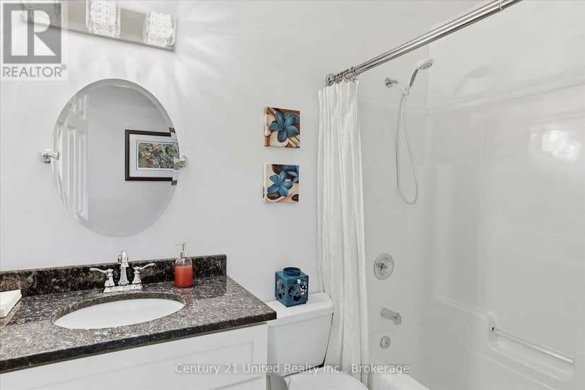 2318 Sumac Street — photo 21 of 40