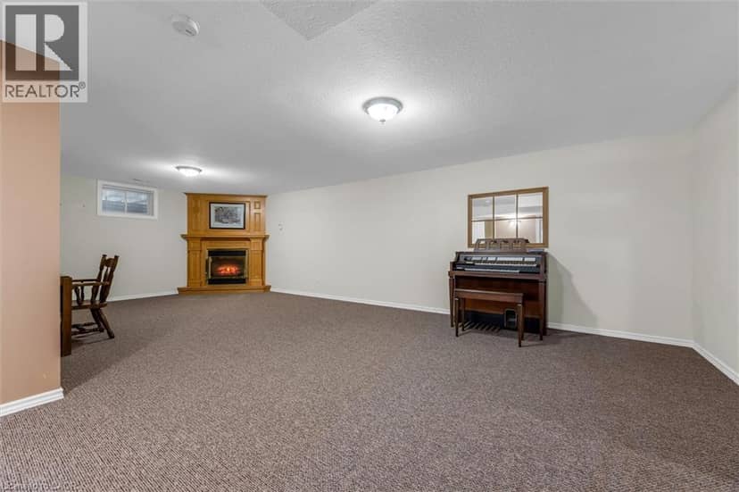 175 VICTORIA Street Unit# 16 — photo 17 of 26