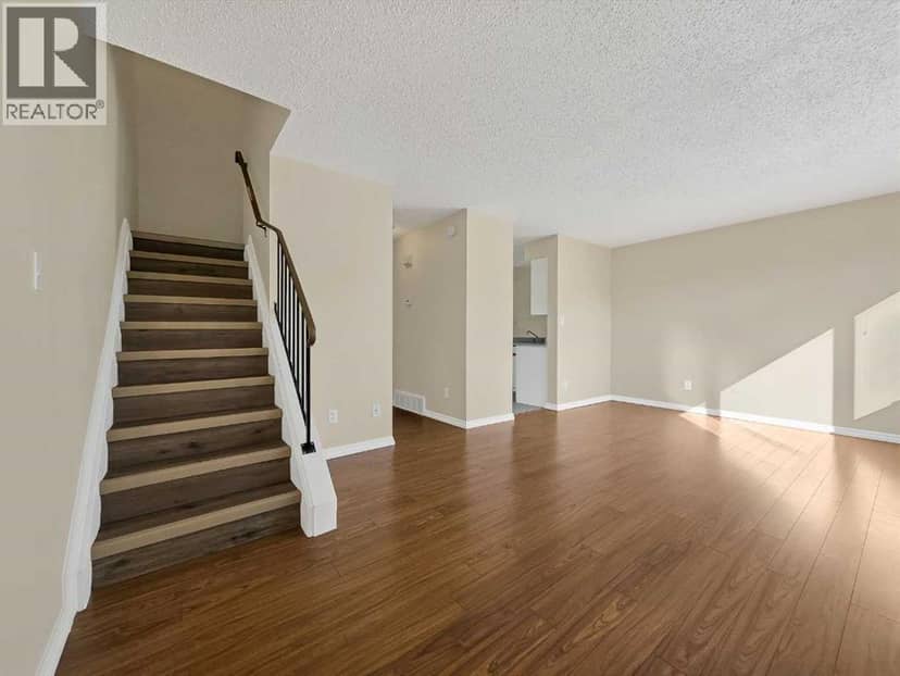 5 97 Avenue — photo 9 of 17