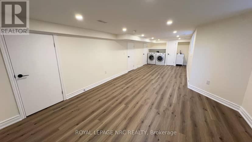 4677 Crysler Avenue — photo 13 of 40