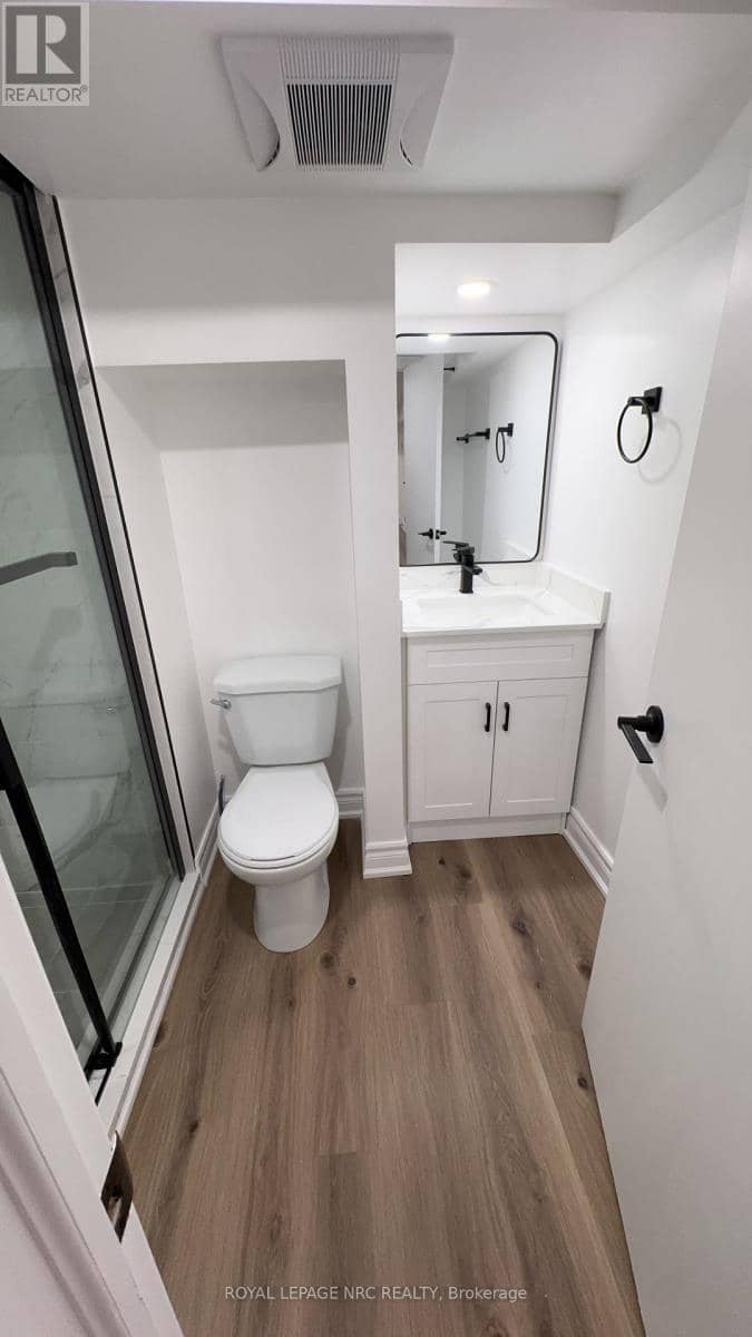 4677 Crysler Avenue — photo 15 of 40