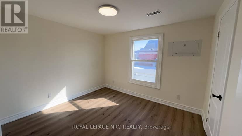 4677 Crysler Avenue — photo 27 of 40