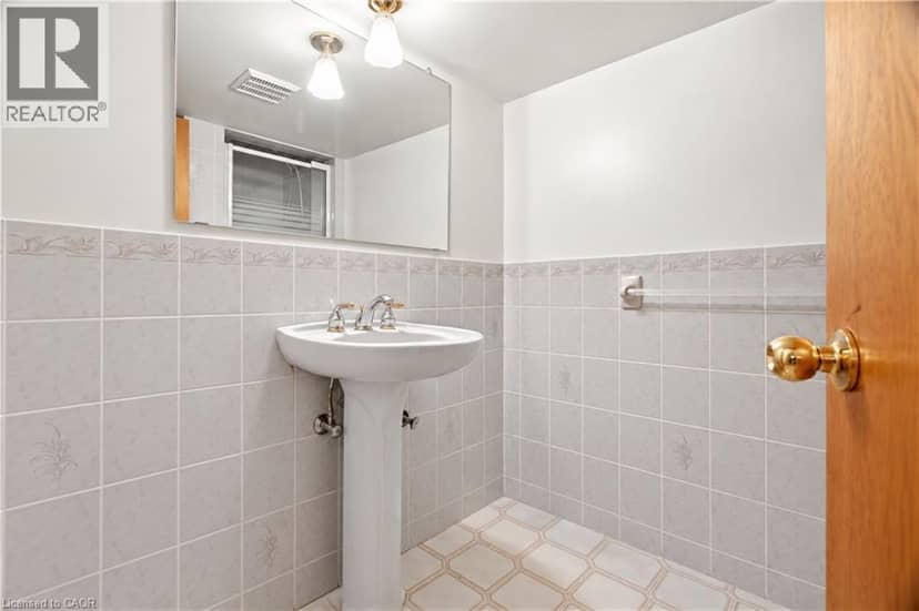 93 OLD CHICOPEE Drive — photo 35 of 40