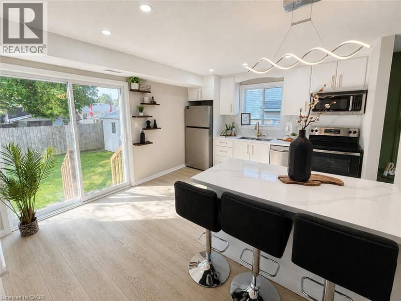 67 KINZIE Avenue — photo 12 of 40