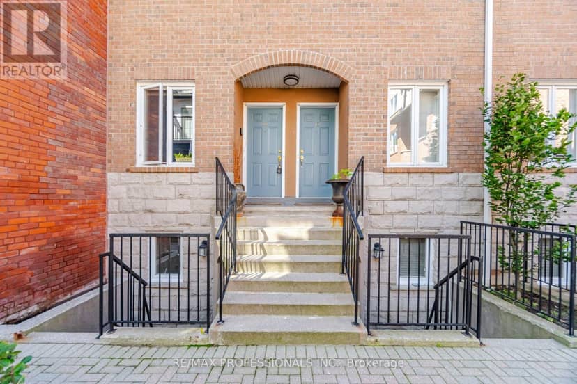 10 - 228 St George Street — photo 3 of 38