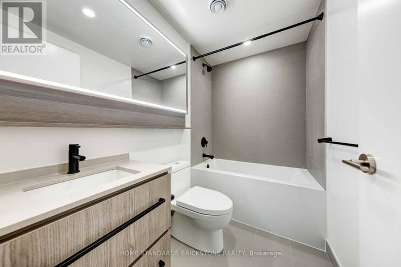 309 - 425 Front Street E — photo 13 of 14