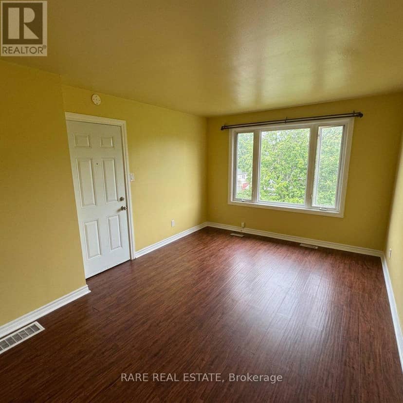 167 Magnolia Avenue, Toronto, photo 2