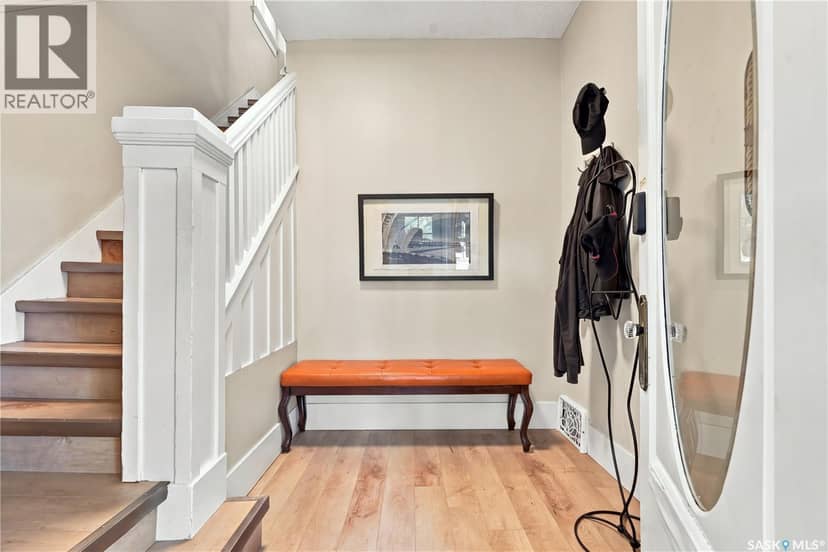 332 10th STREET E, Saskatoon, photo 4