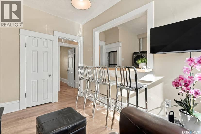 332 10th STREET E, Saskatoon, photo 8