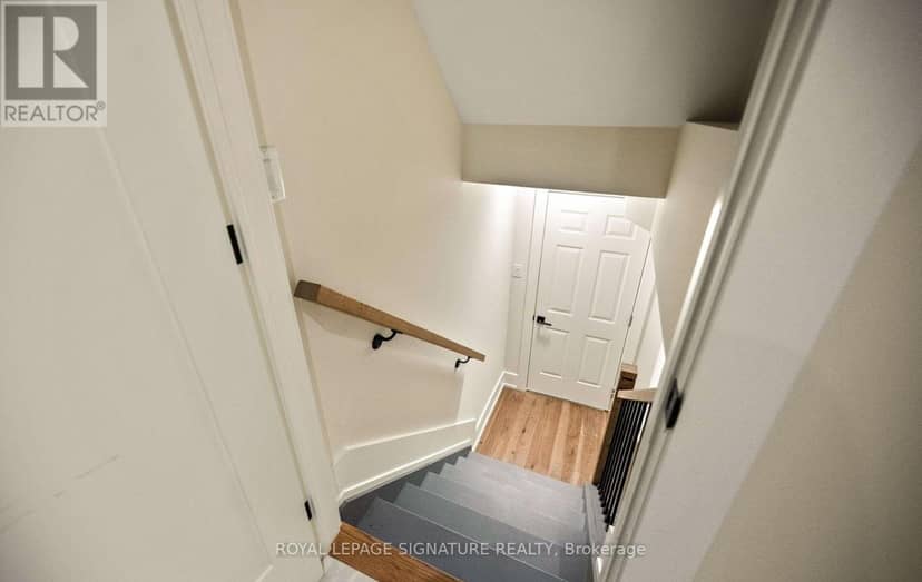 62 Ash Crescent — photo 37 of 40