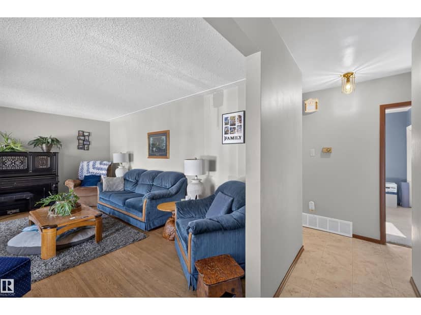 11119 137 AV NW, Edmonton, photo 6