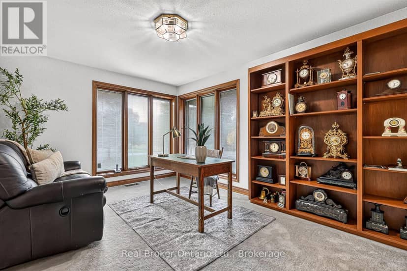 11 Elisabeth Street — photo 24 of 40