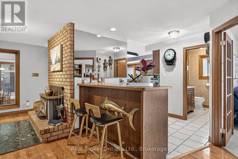 11 Elisabeth Street — photo 26 of 40