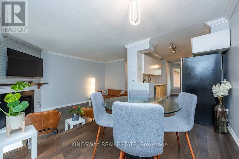 22 - 525 Meadows Boulevard — photo 21 of 40