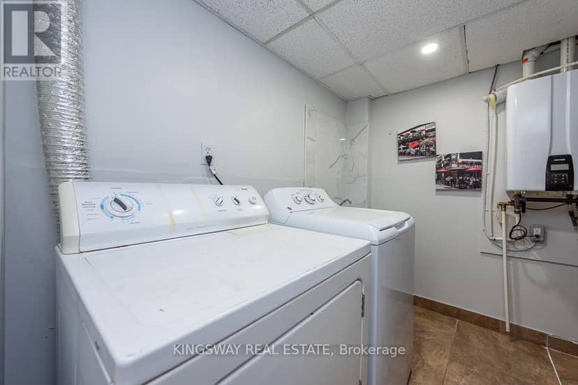 22 - 525 Meadows Boulevard — photo 38 of 40