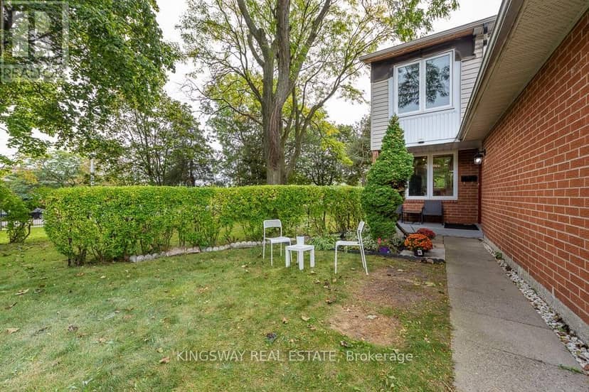 22 - 525 Meadows Boulevard — photo 5 of 40