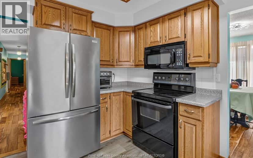1748 Hebert STREET — photo 11 of 33