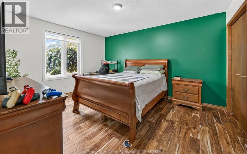 1748 Hebert STREET — photo 17 of 33