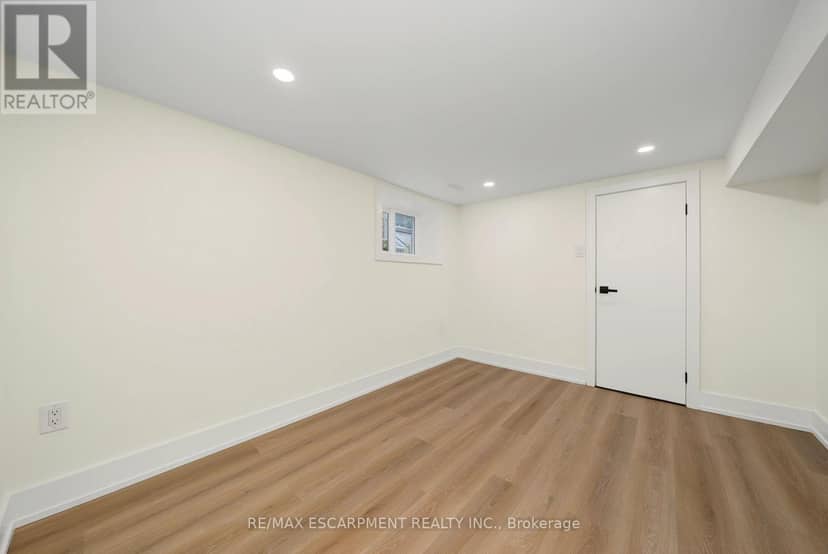 234 Balmoral Avenue S — photo 30 of 37