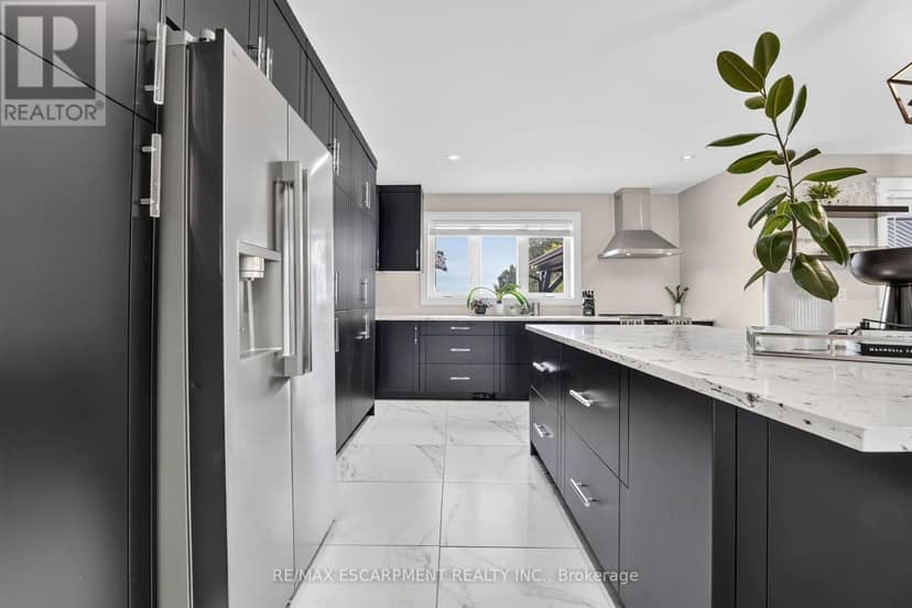 1380 Eighth Avenue Louth — photo 10 of 40