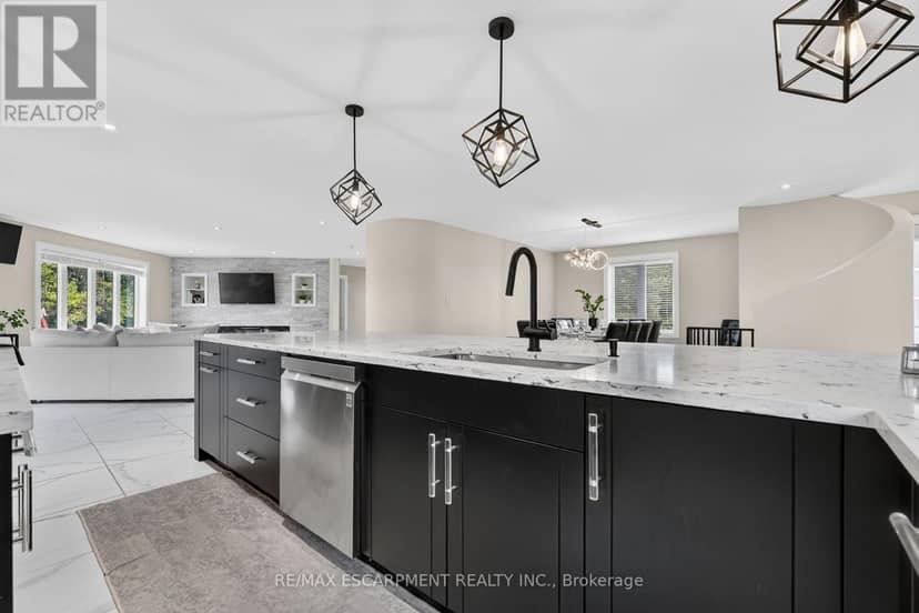 1380 Eighth Avenue Louth — photo 11 of 40