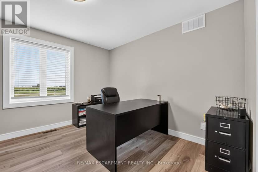 1380 Eighth Avenue Louth — photo 20 of 40