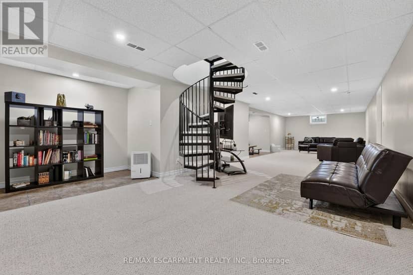 1380 Eighth Avenue Louth — photo 26 of 40