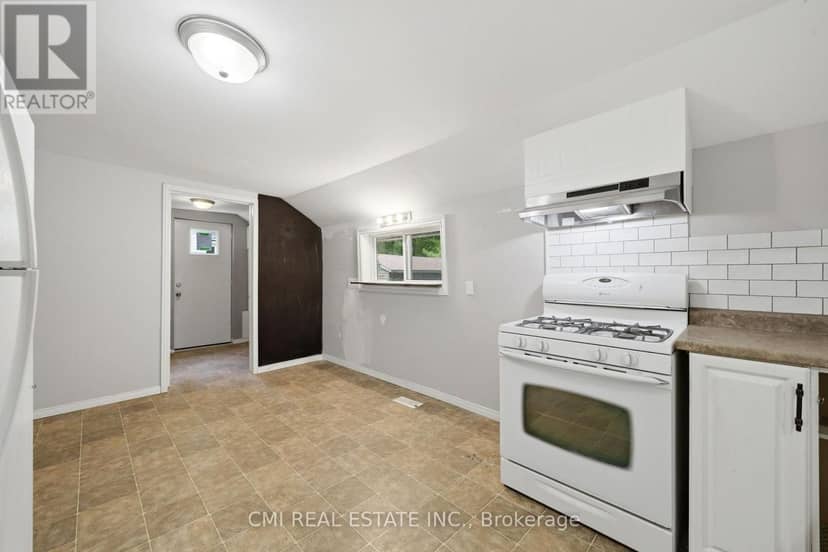 12 Argyle Street — photo 15 of 40