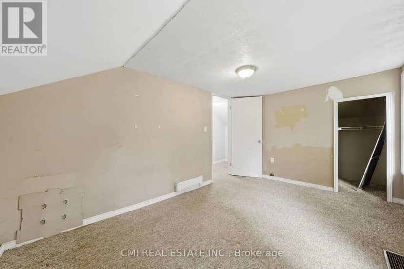 12 Argyle Street — photo 17 of 40