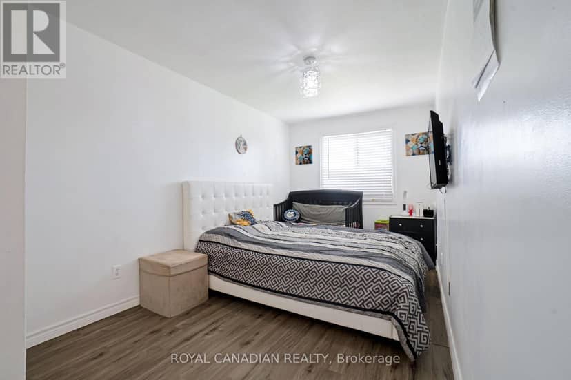 87 - 1096 Jalna Boulevard — photo 17 of 28