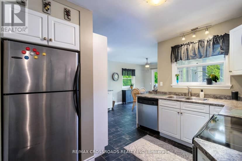 19 Orchard Avenue — photo 12 of 40