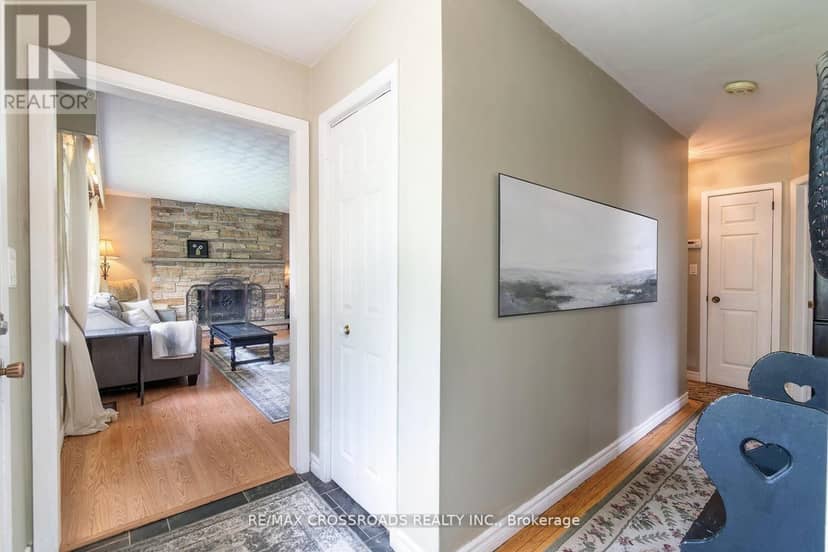 19 Orchard Avenue — photo 7 of 40