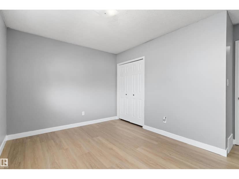 14707 33 ST NW — photo 30 of 40