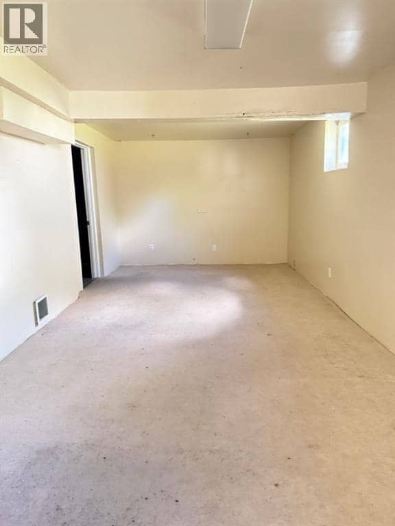4904 58th Avenue — photo 17 of 29