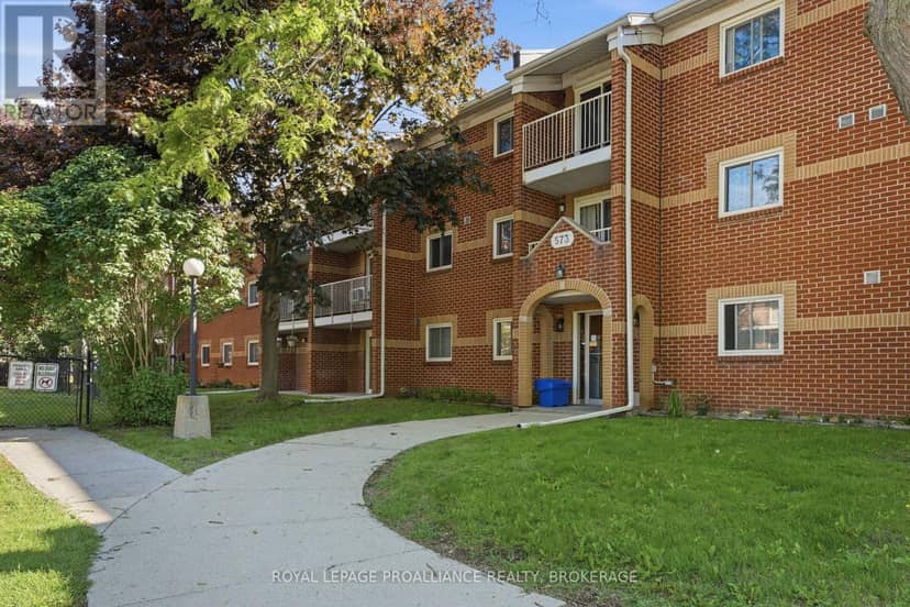 217 - 573 Armstrong Road, Kingston