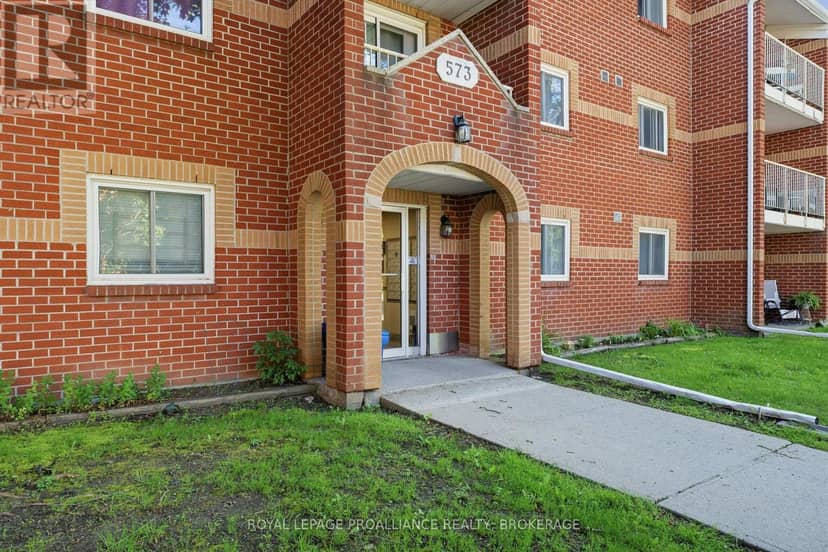 217 - 573 Armstrong Road, Kingston, photo 2