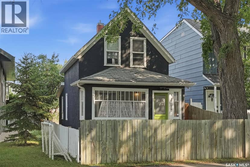 408 E Avenue S — photo 2 of 40
