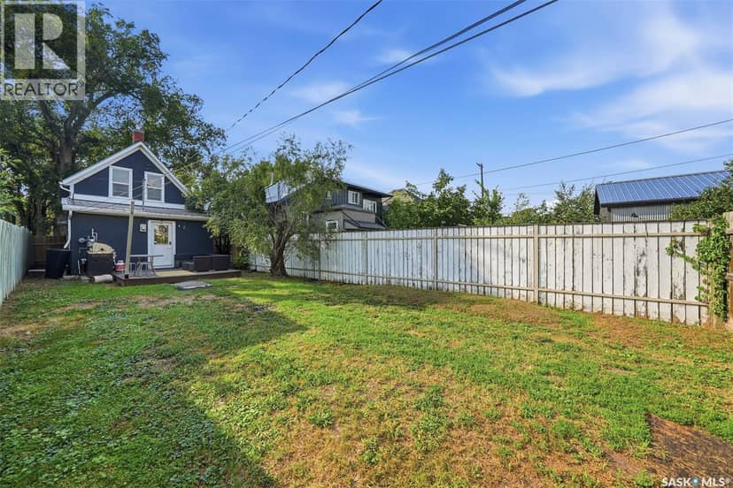 408 E Avenue S — photo 32 of 40
