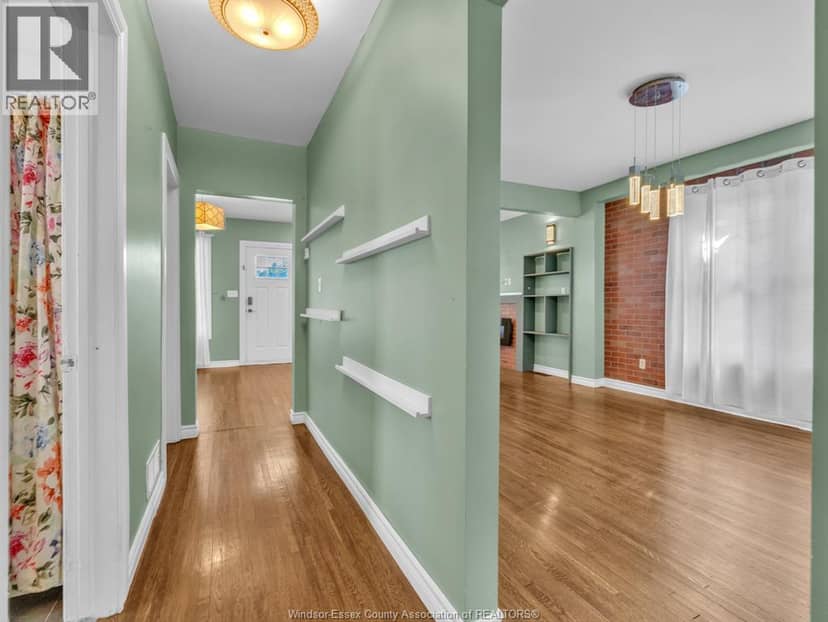172 Giles Boulevard — photo 17 of 40