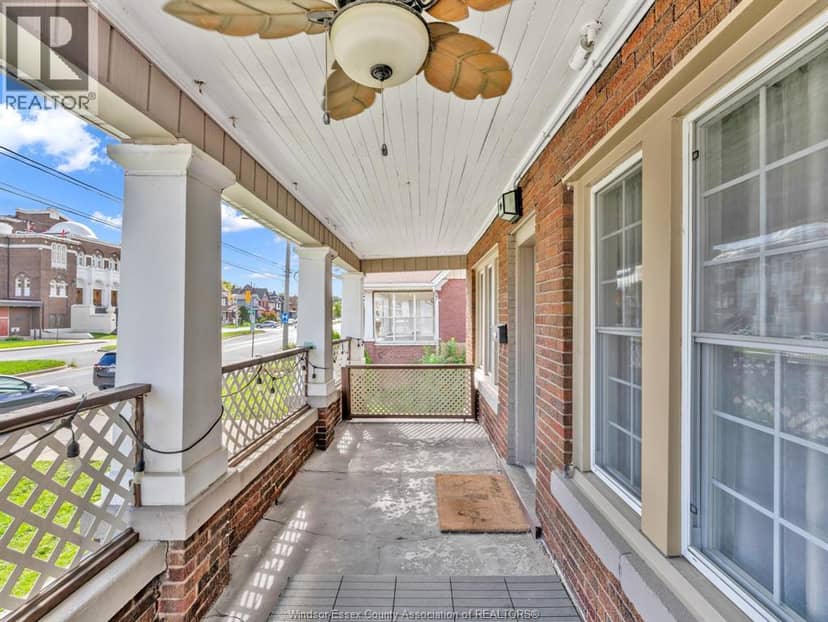 172 Giles Boulevard — photo 10 of 40