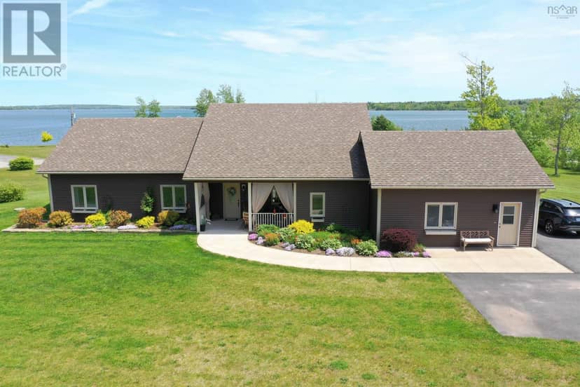2162 Highway 376 — photo 2 of 40