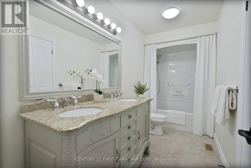 1625 Shore Road — photo 28 of 40
