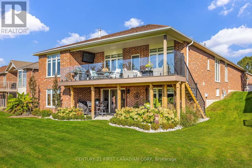 1048 Sandy Somerville Drive, London South
