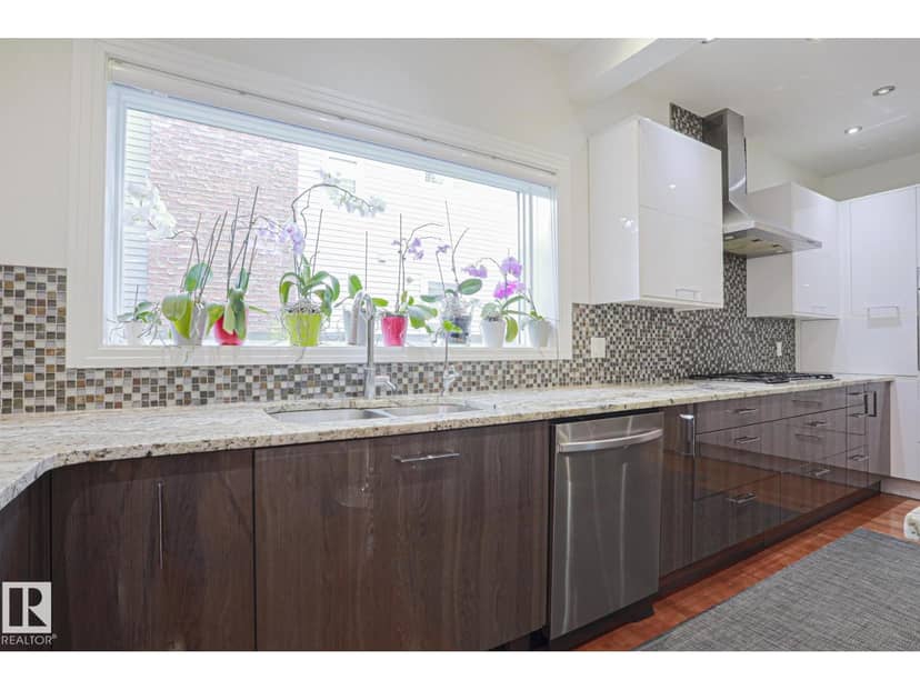 995 Ogilvie Bv NW — photo 32 of 40