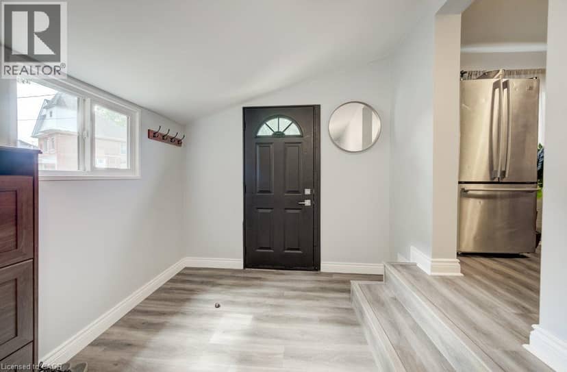 38 ROSE Avenue, Brantford, photo 3
