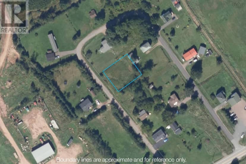 2 Standish Street, West Amherst