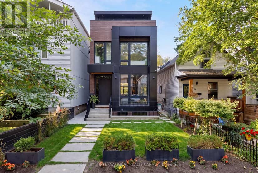 34 Hastings Avenue, Toronto