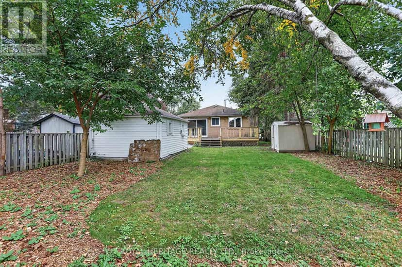 914 Donovan Crescent — photo 12 of 15