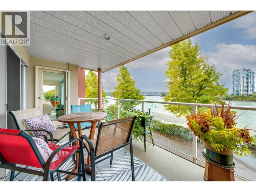 306 1230 QUAYSIDE DRIVE, New Westminster